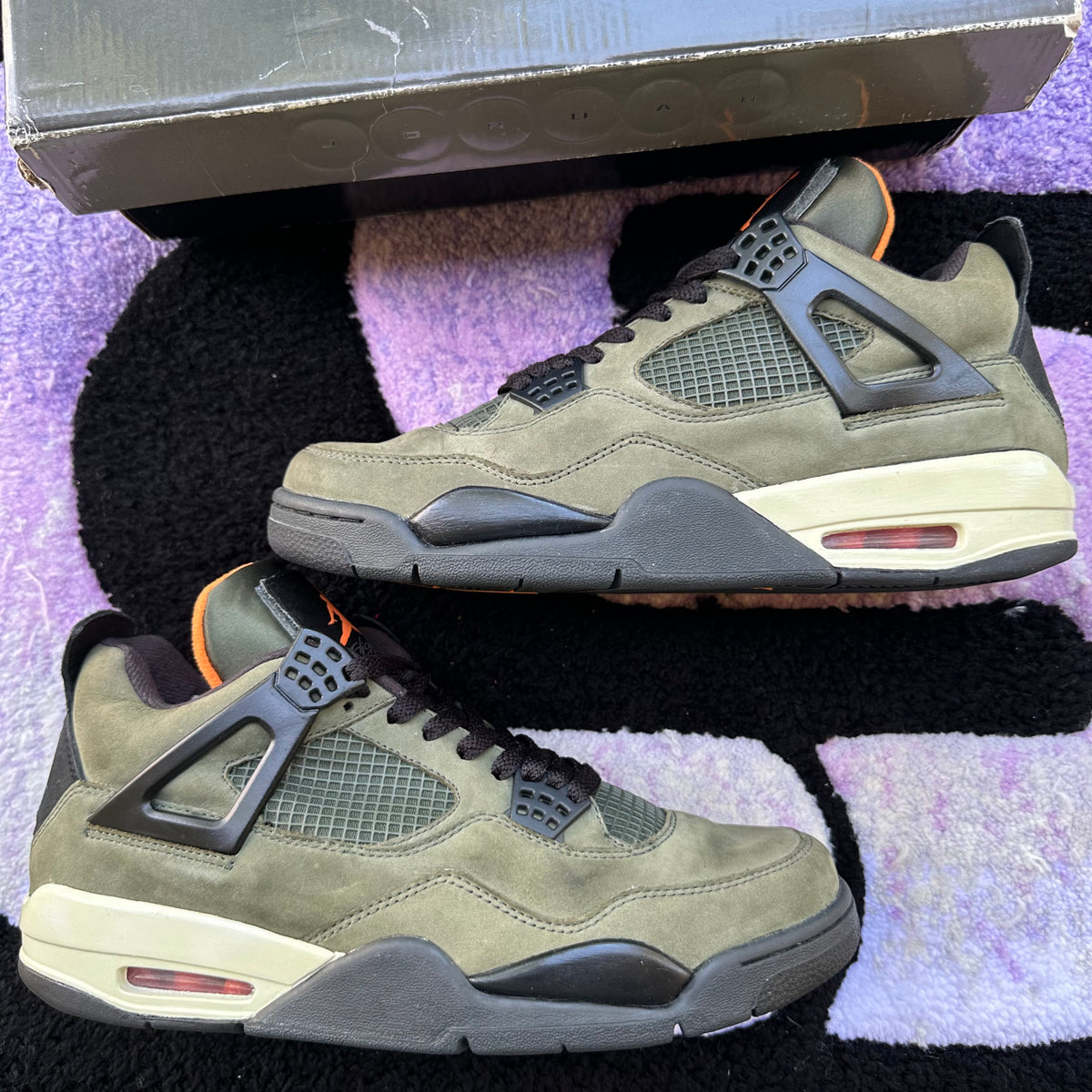 Air Jordan 4 "Undefeated" 2005