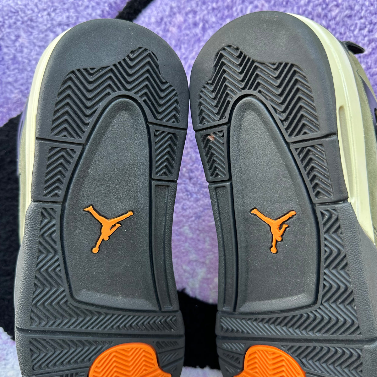 Air Jordan 4 "Undefeated" 2005