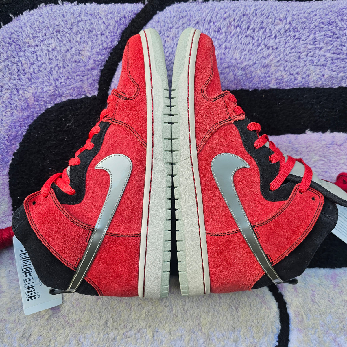 Nike Sb Dunk High SAMPLE "Raging Bull" Size 9