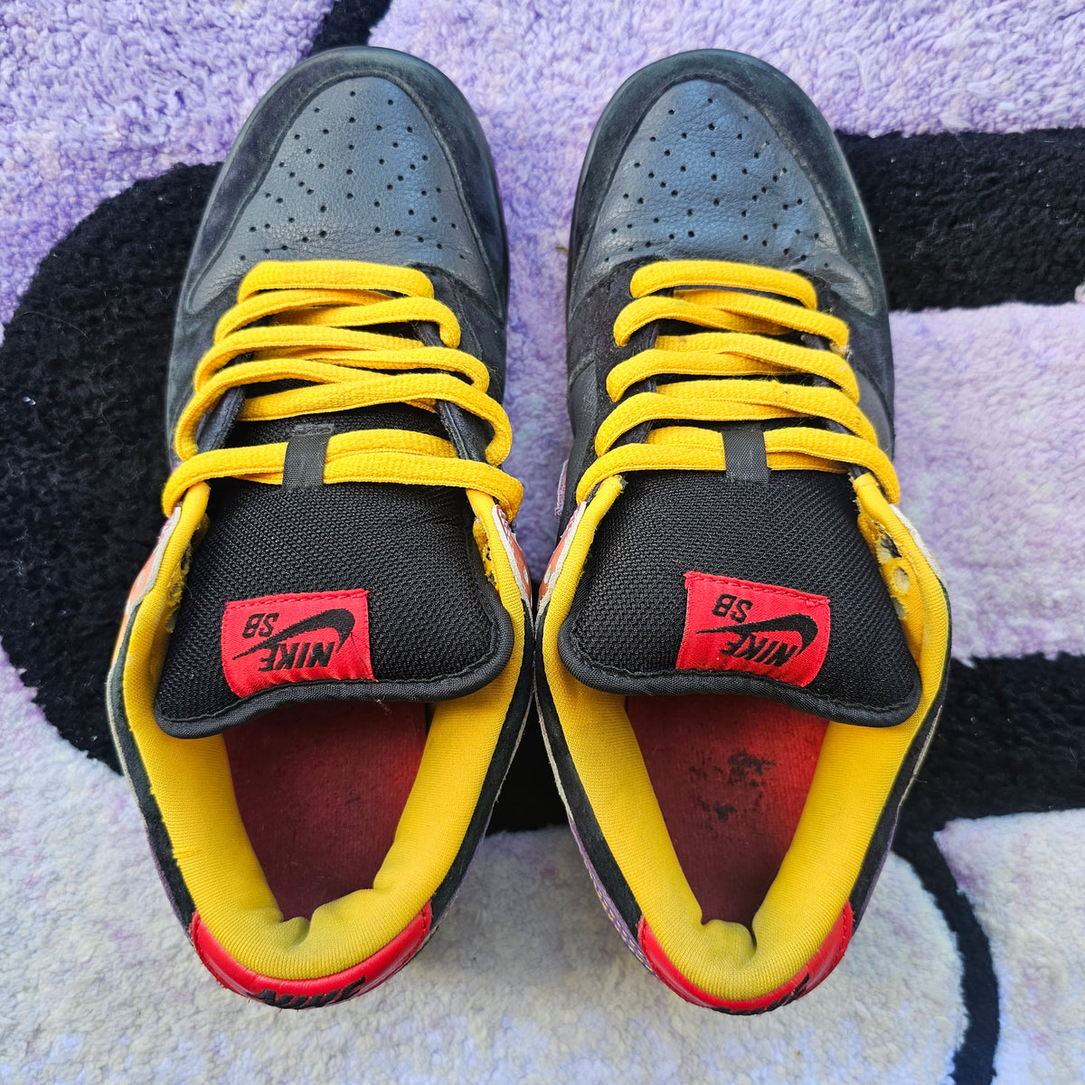 Nike Sb Dunk Low "Appetite for Destruction" Size 8 Used