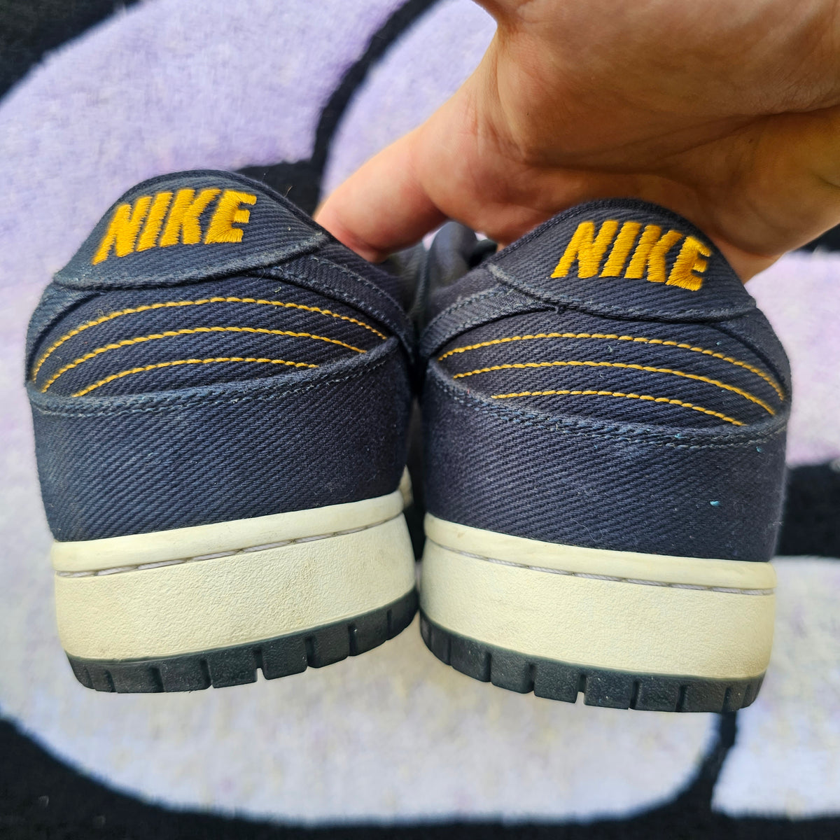 Nike Sb Dunk Low “Levi” SAMPLE Size 9 Used