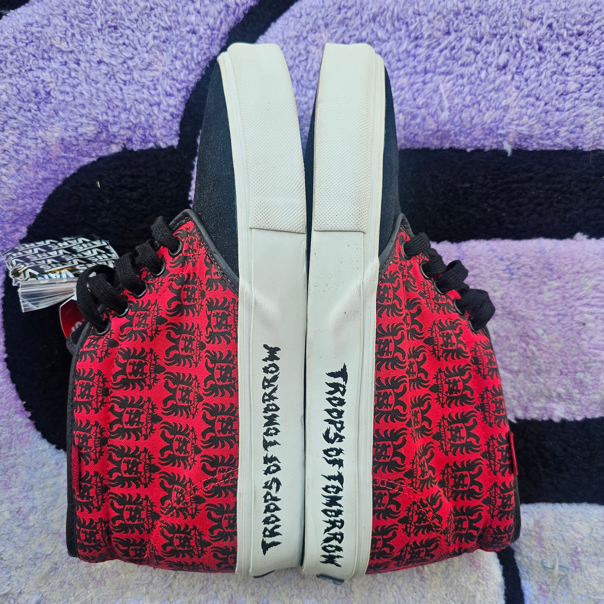 Vans Chukka Supreme NBHD “Red”