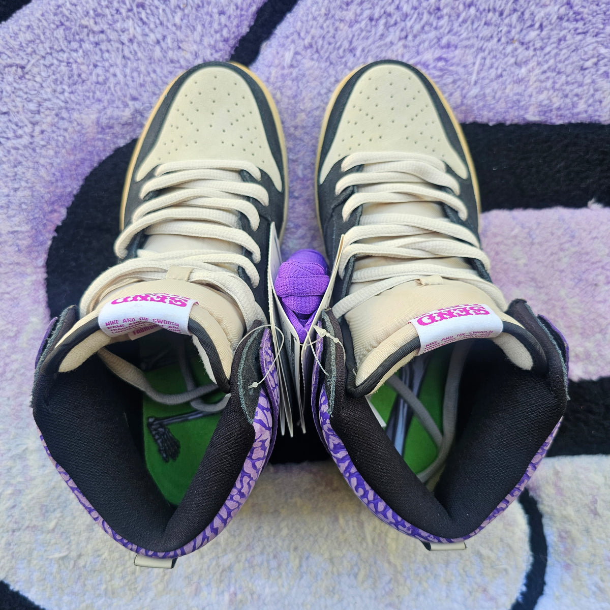Nike Sb Dunk High SAMPLE "Send Help 2" Size 9
