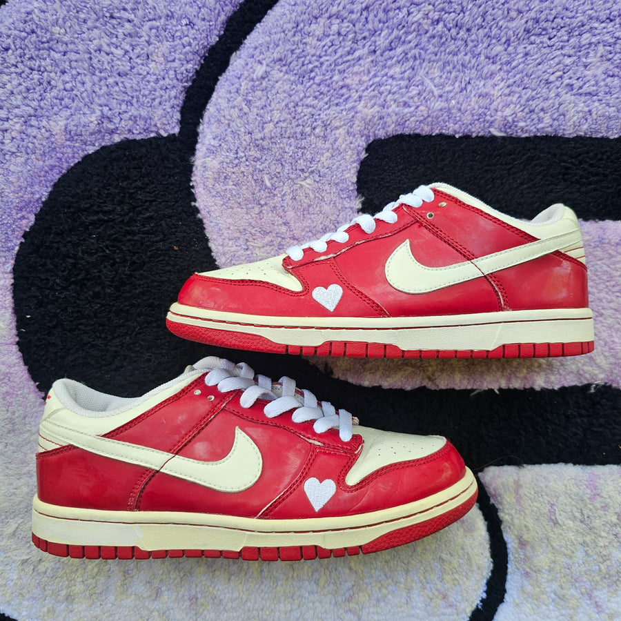 Nike Dunk Low "Valentines Hearts" WMNS