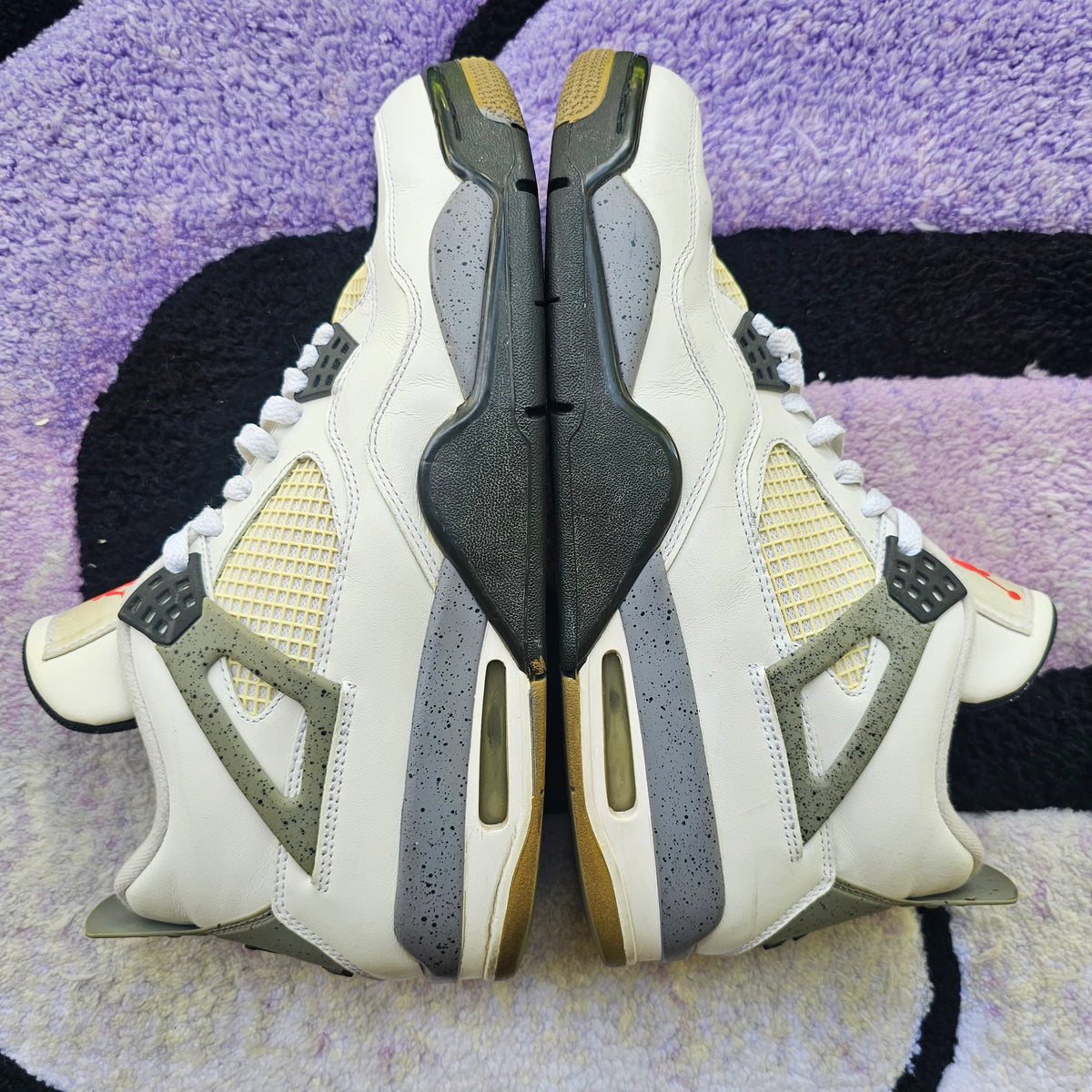 Air Jordan 4 2012 "White Cement"