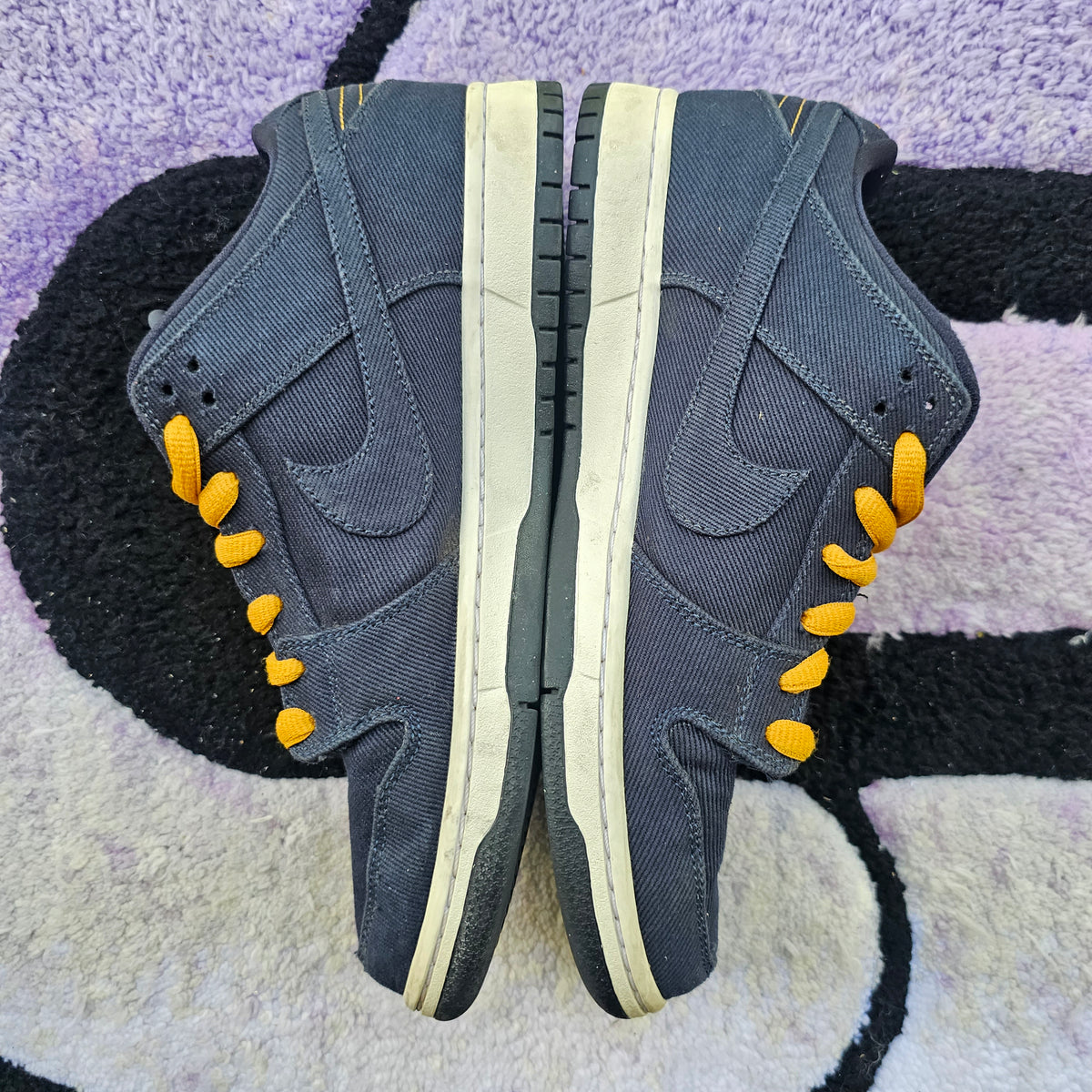 Nike Sb Dunk Low “Levi” SAMPLE Size 9 Used