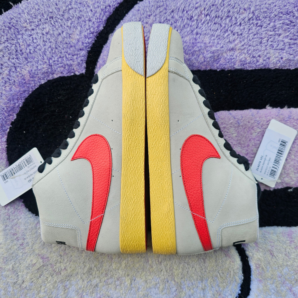 Nike Sb Blazer SAMPLE "Swoosh Life" Size 9