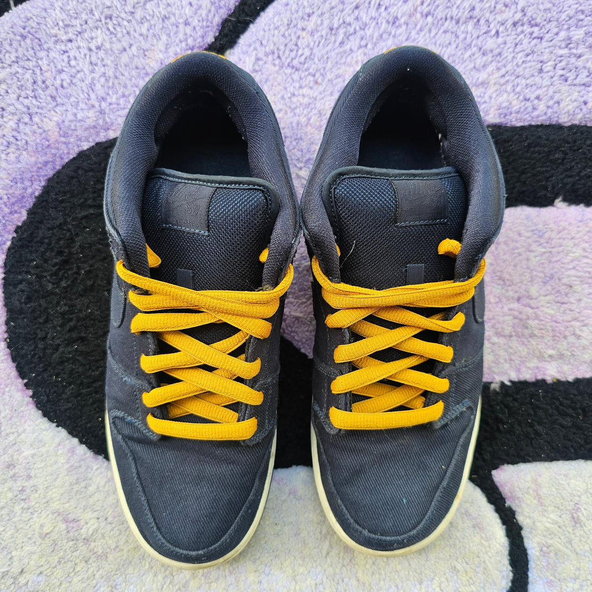 Nike Sb Dunk Low “Levi” SAMPLE Size 9 Used