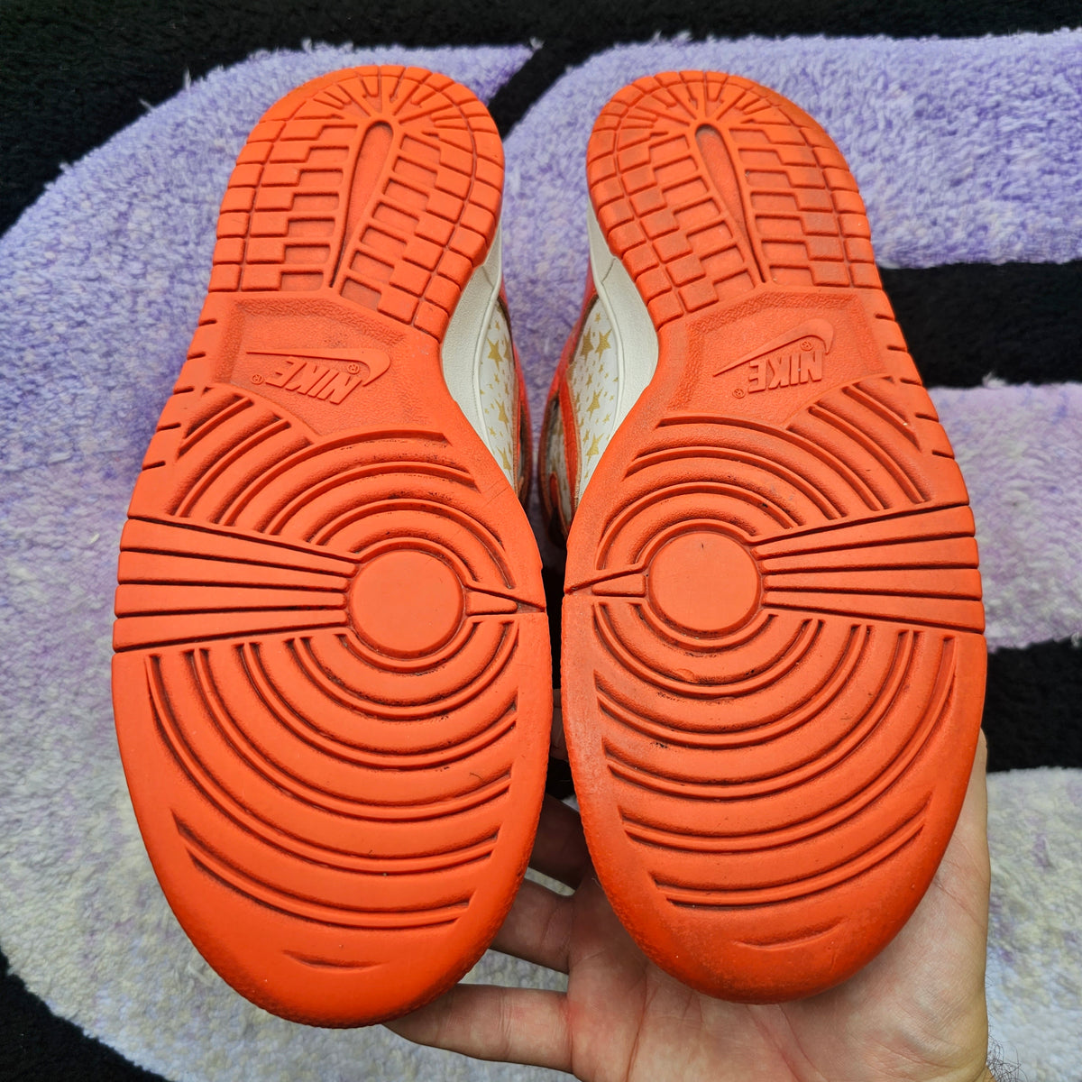 Nike Sb Dunk High Supreme "Orange Stars"