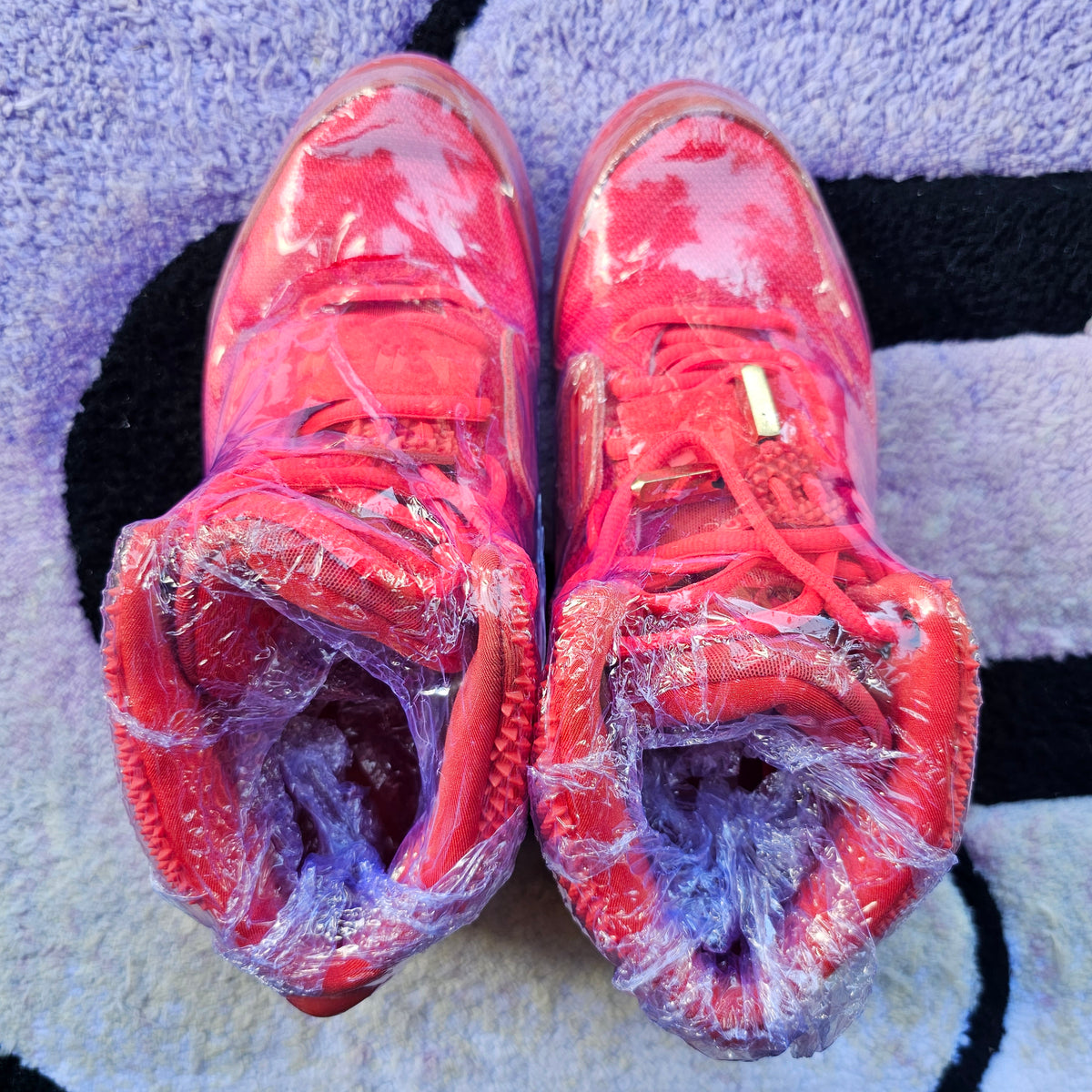 Nike Yeezy 2 "Red October" Size 9 Used